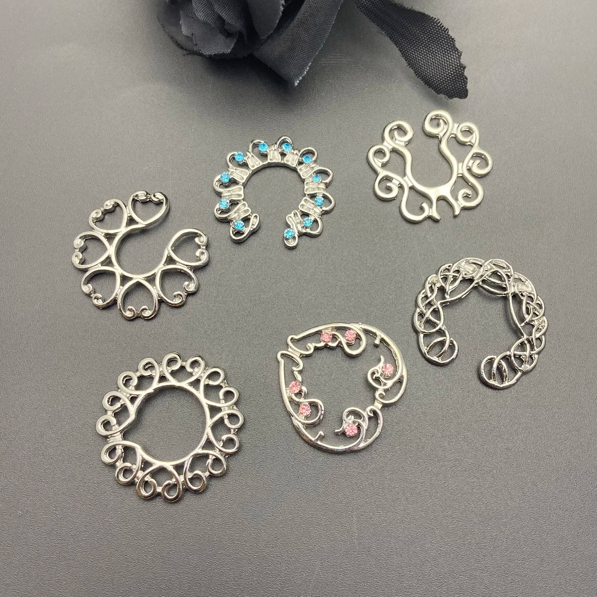 Hollow Pattern Stainless Steel Non-Piercing Nipple Clamps