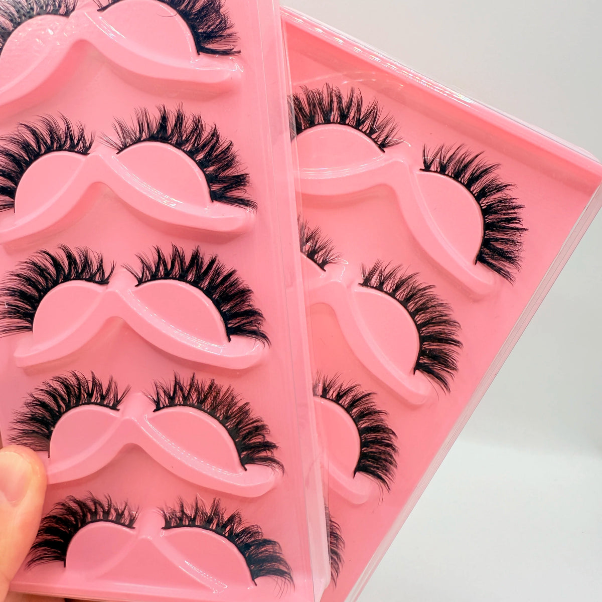 Cat Eye Strip Lashes — 5 Pairs Dramatic Volume Faux Lashes