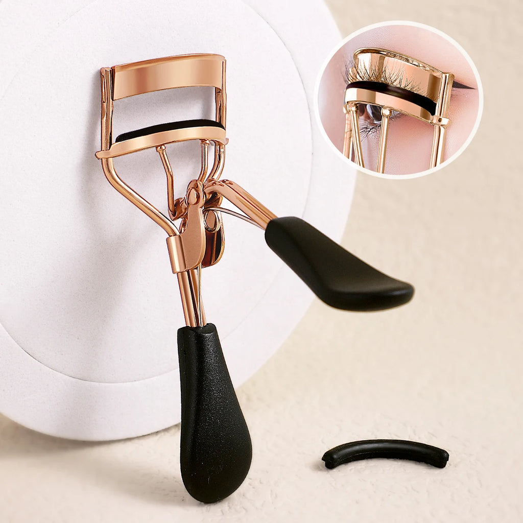 Portable Eyelash Curler — 15 Silicone Pads Stainless Steel